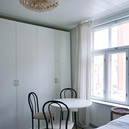 Appartement Wooden House With Shared Garden